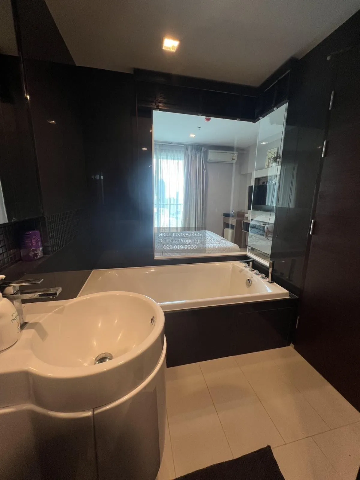 ขายคอนโด  ริทึ่ม สาทร BTS-สะพานตากสิน ทุ่งมหาเมฆ เขต สาทร กรุงเทพ