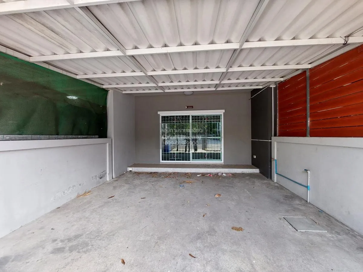 For Sale Townhouse/Townhome  , Preseo Plus One Amata Nakorn-Nong 