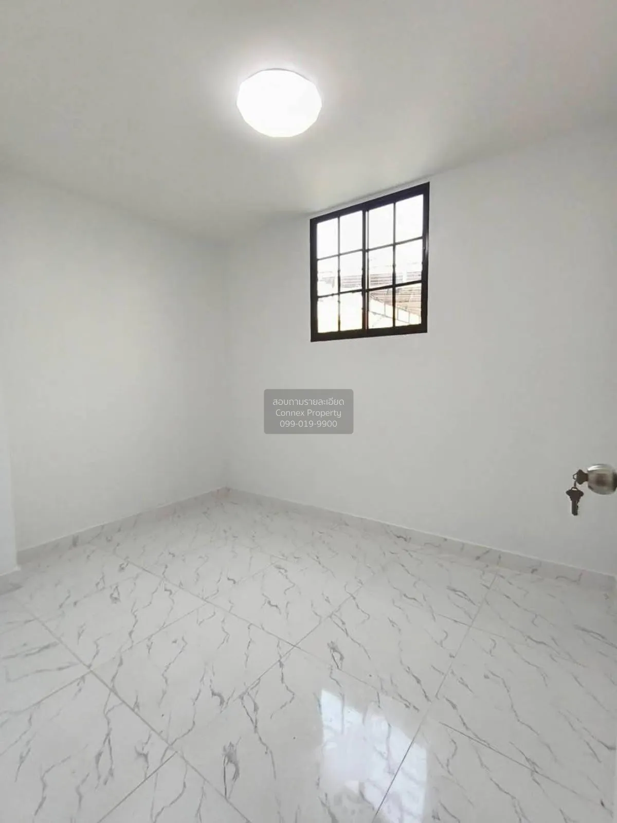 ขายทาวน์เฮ้าส์/ทาวน์โฮม  แดนทองวิลเลจ วัชรพล รีโนเวทใหม่ ท่าแร้ง 