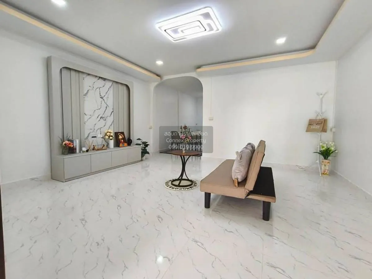 ขายทาวน์เฮ้าส์/ทาวน์โฮม  แดนทองวิลเลจ วัชรพล รีโนเวทใหม่ ท่าแร้ง  4