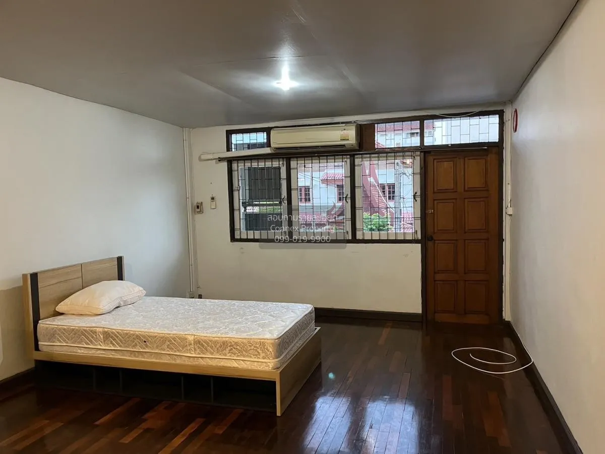 For Rent Townhouse for rent, Soi Vibhavadi Rangsit 42, Intersecti