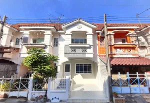 ขายทาวน์เฮ้าส์/ทาวน์โฮม  บ้านสวนศุภาวัฒน์ บ้านกลาง เมืองปทุมธานี ปทุมธานี CX-113595