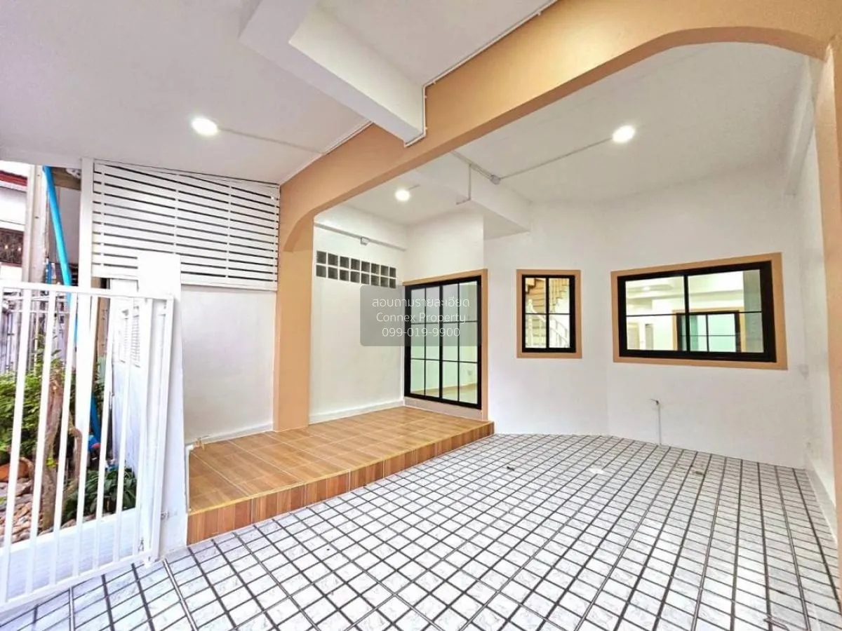 For Sale Townhouse/Townhome  , Buathongthani , Bang Bua Thong , B 4