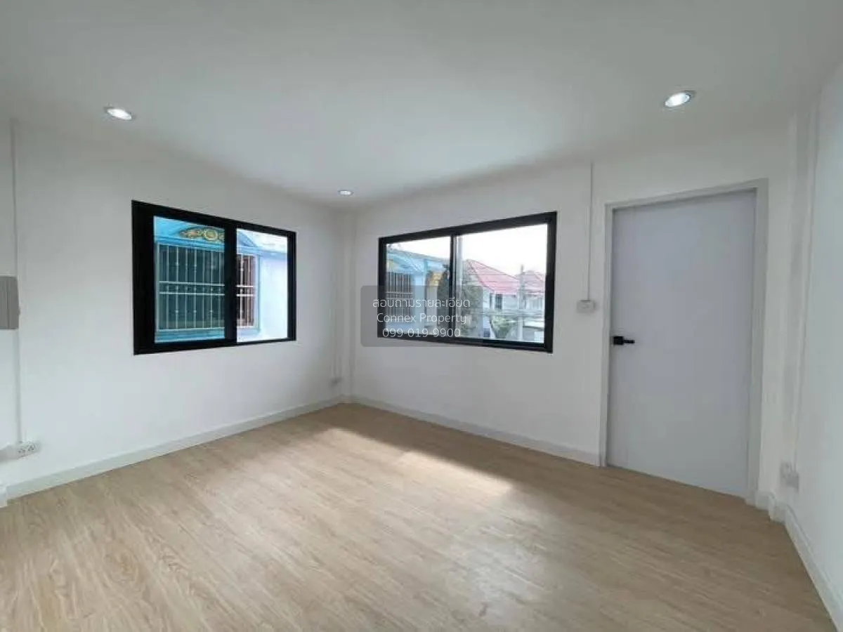 For Sale House , Baan Phra Pin 4 , corner unit , newly renovated 