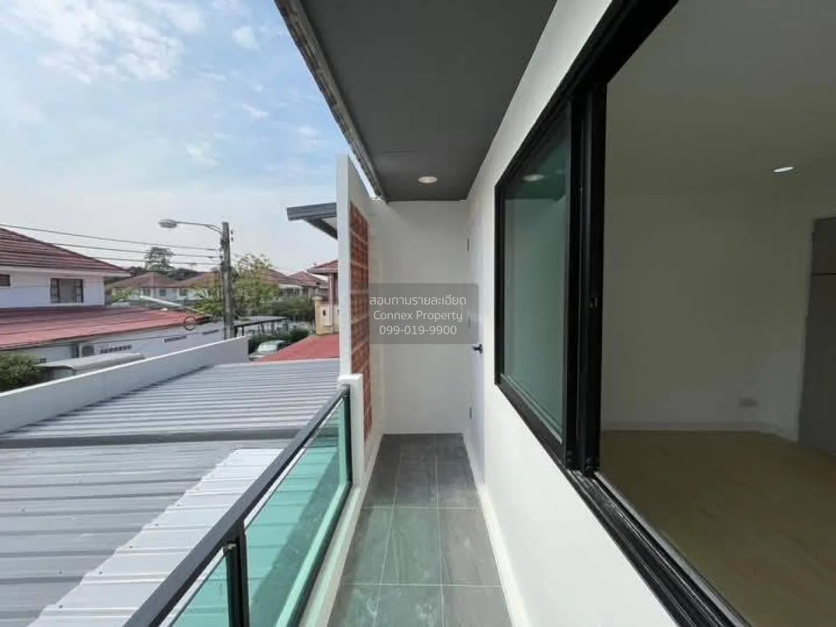For Sale House , Baan Phra Pin 4 , corner unit , newly renovated 