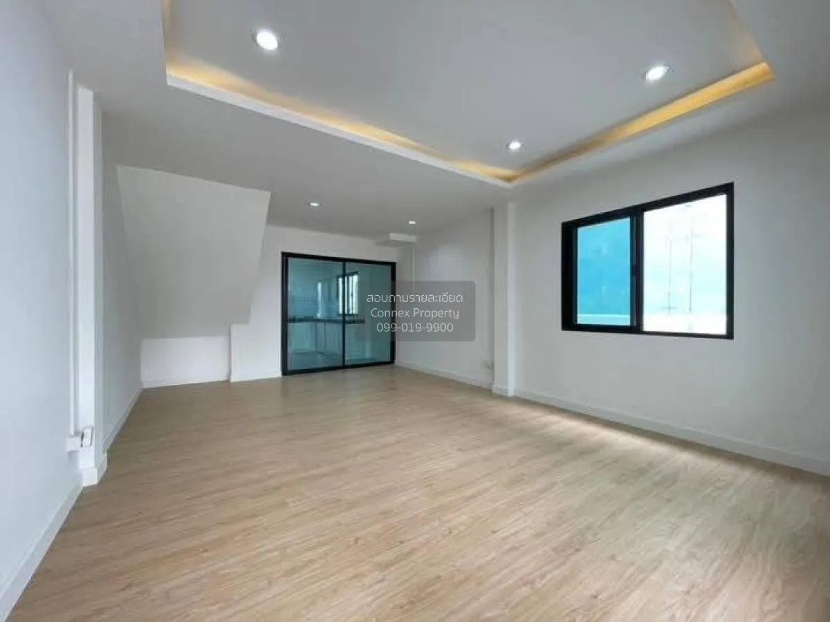 For Sale House , Baan Phra Pin 4 , corner unit , newly renovated 