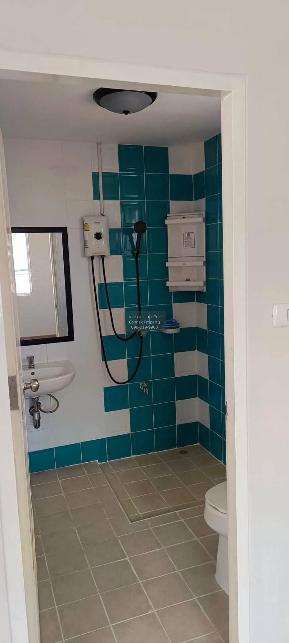 For Sale Townhouse/Townhome  , Baan Fah Piyarom Premier Park Rang