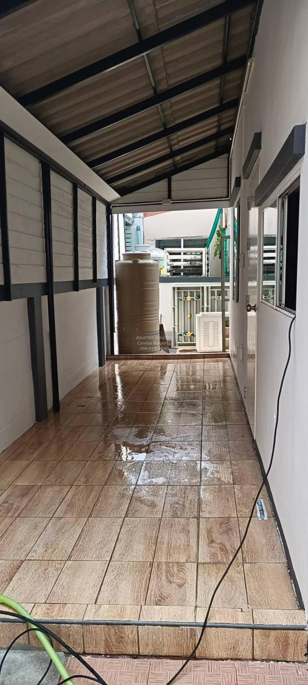 For Sale Townhouse/Townhome  , Baan Fah Piyarom Premier Park Rang 4