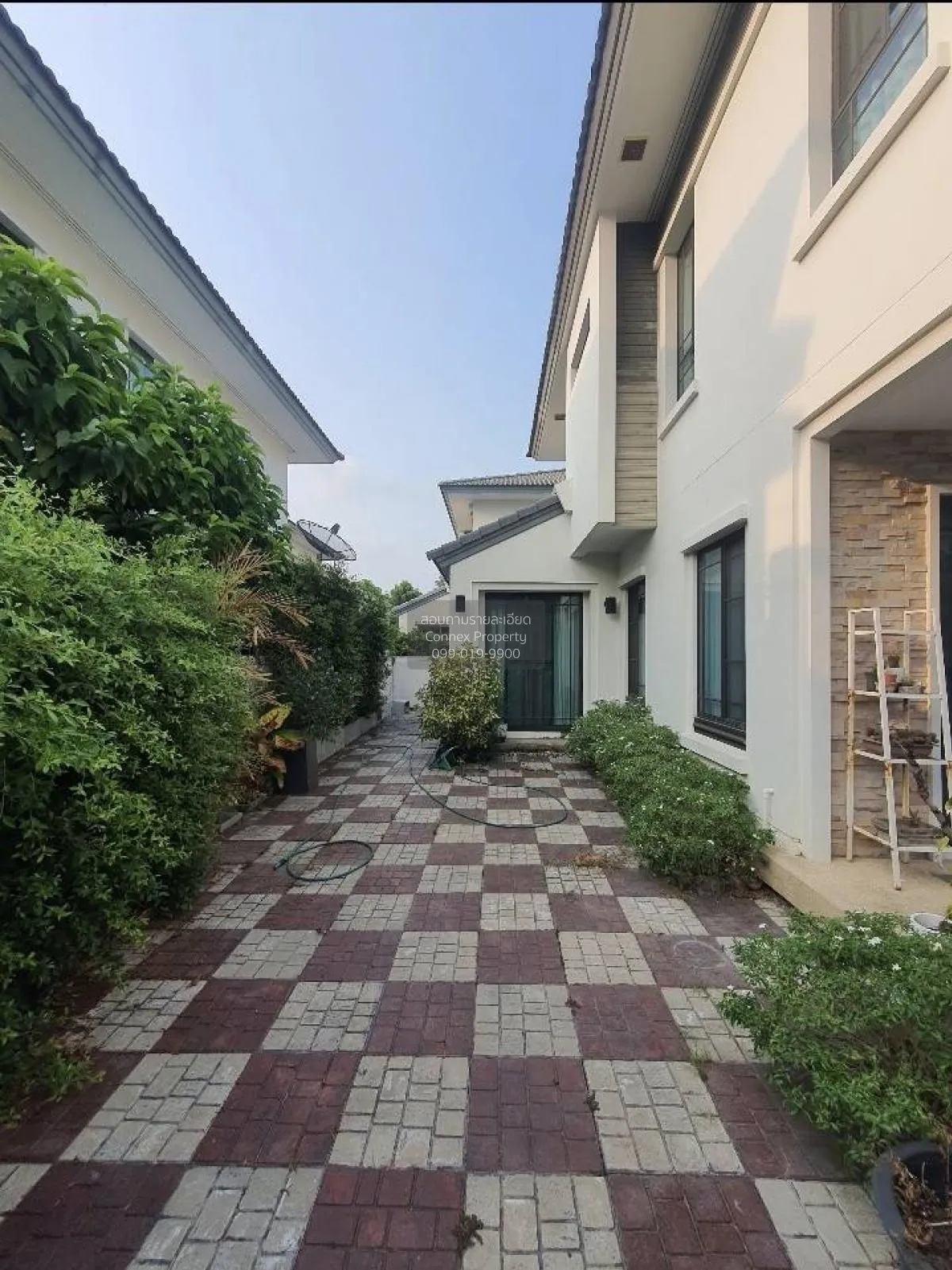 เช่าบ้าน  มัณฑนา เลค วัชรพล ออเงิน เขต คลองสามวา กรุงเทพ CX-11384