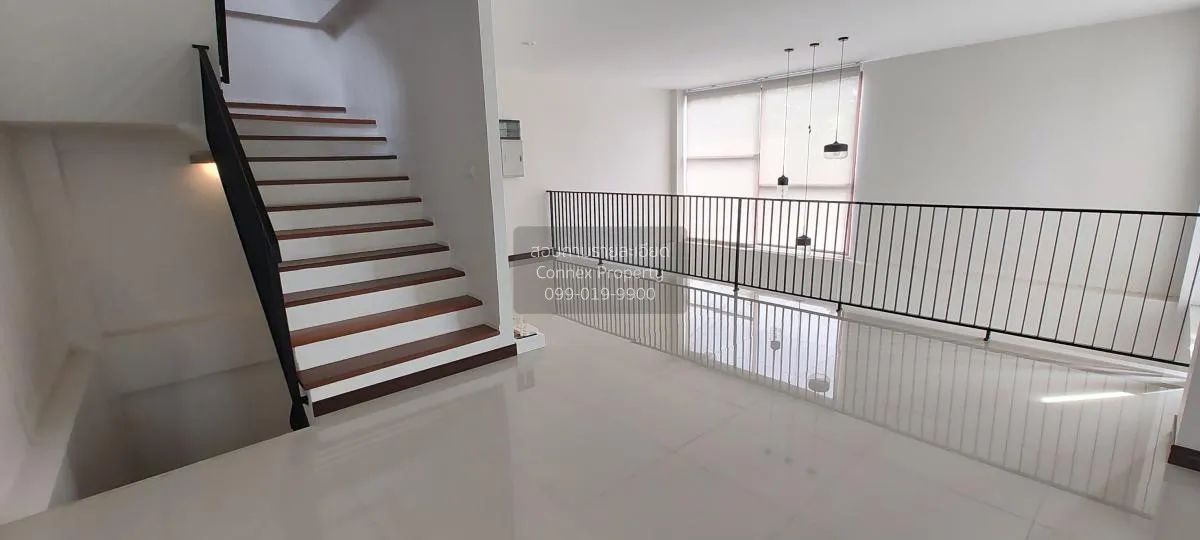 For Sale 3.5-storey detached house 250 sqm. Soi Lat Phrao 25 yeak