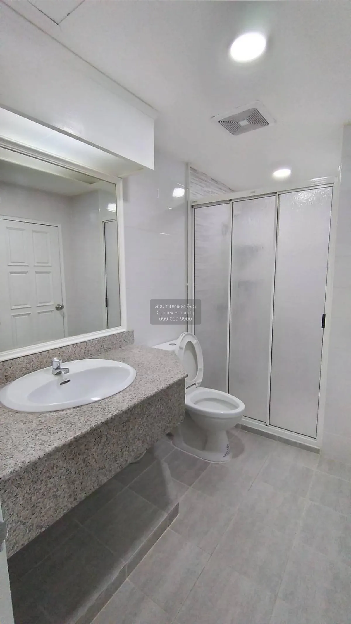 เช่าคอนโด  ฟิฟตี้ ฟิฟท์ ทาวเวอร์ ทองหล่อ BTS-ทองหล่อ คลองเตยเหนือ