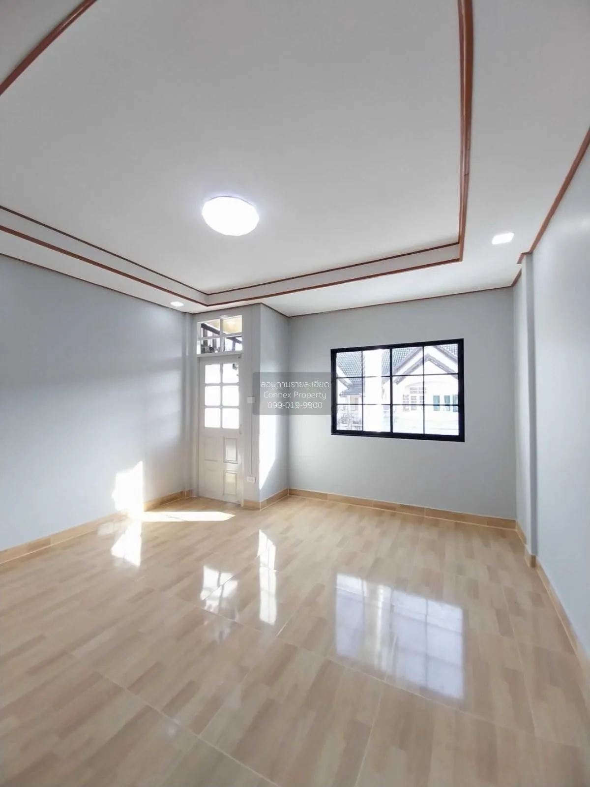 ขายทาวน์เฮ้าส์/ทาวน์โฮม  บ้านเสนาวิลล่า 8 รีโนเวทใหม่ สามวาตะวันต