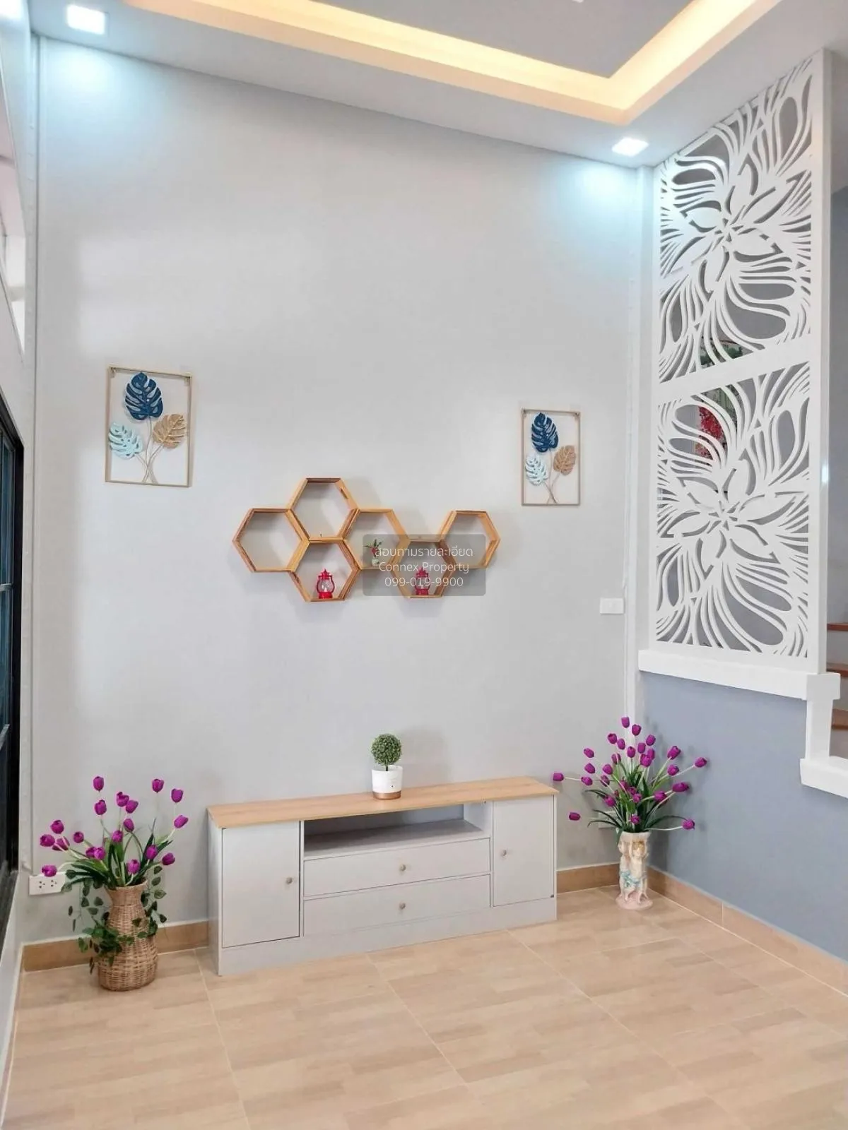 ขายทาวน์เฮ้าส์/ทาวน์โฮม  บ้านเสนาวิลล่า 8 รีโนเวทใหม่ สามวาตะวันต