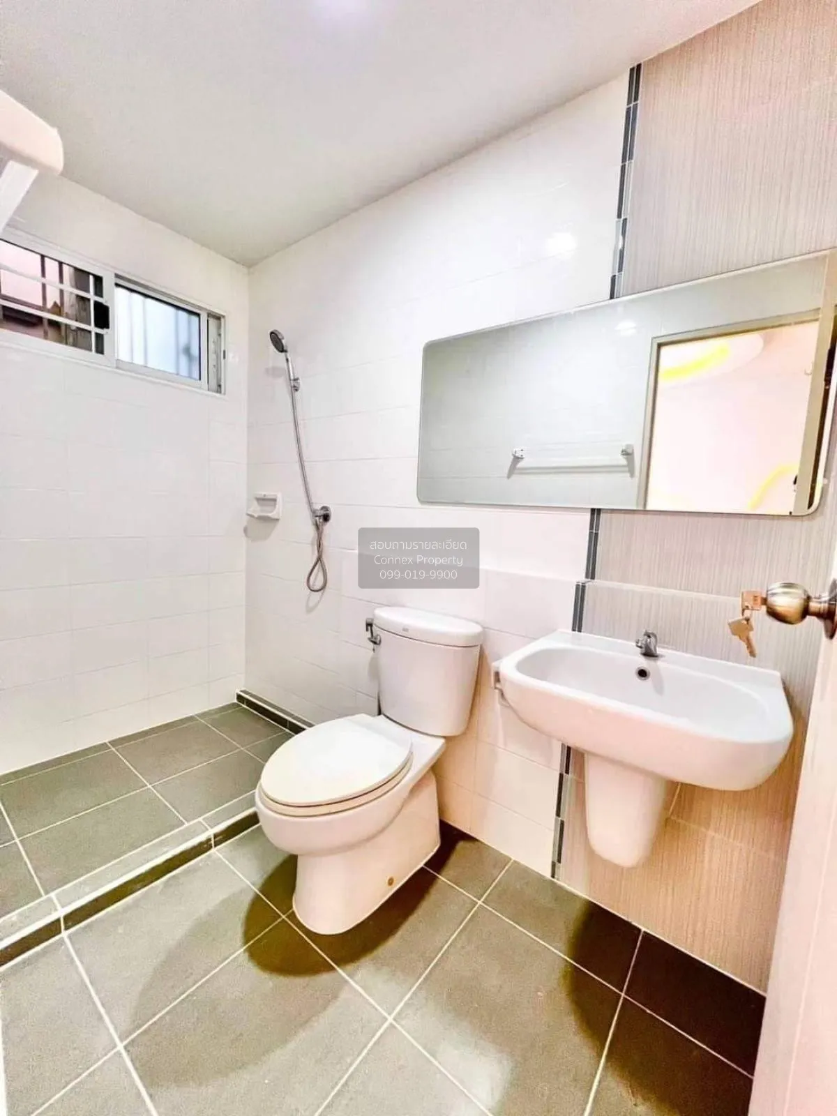 For Sale Townhouse/Townhome  , Indy Bangna Km.26 , newly renovate