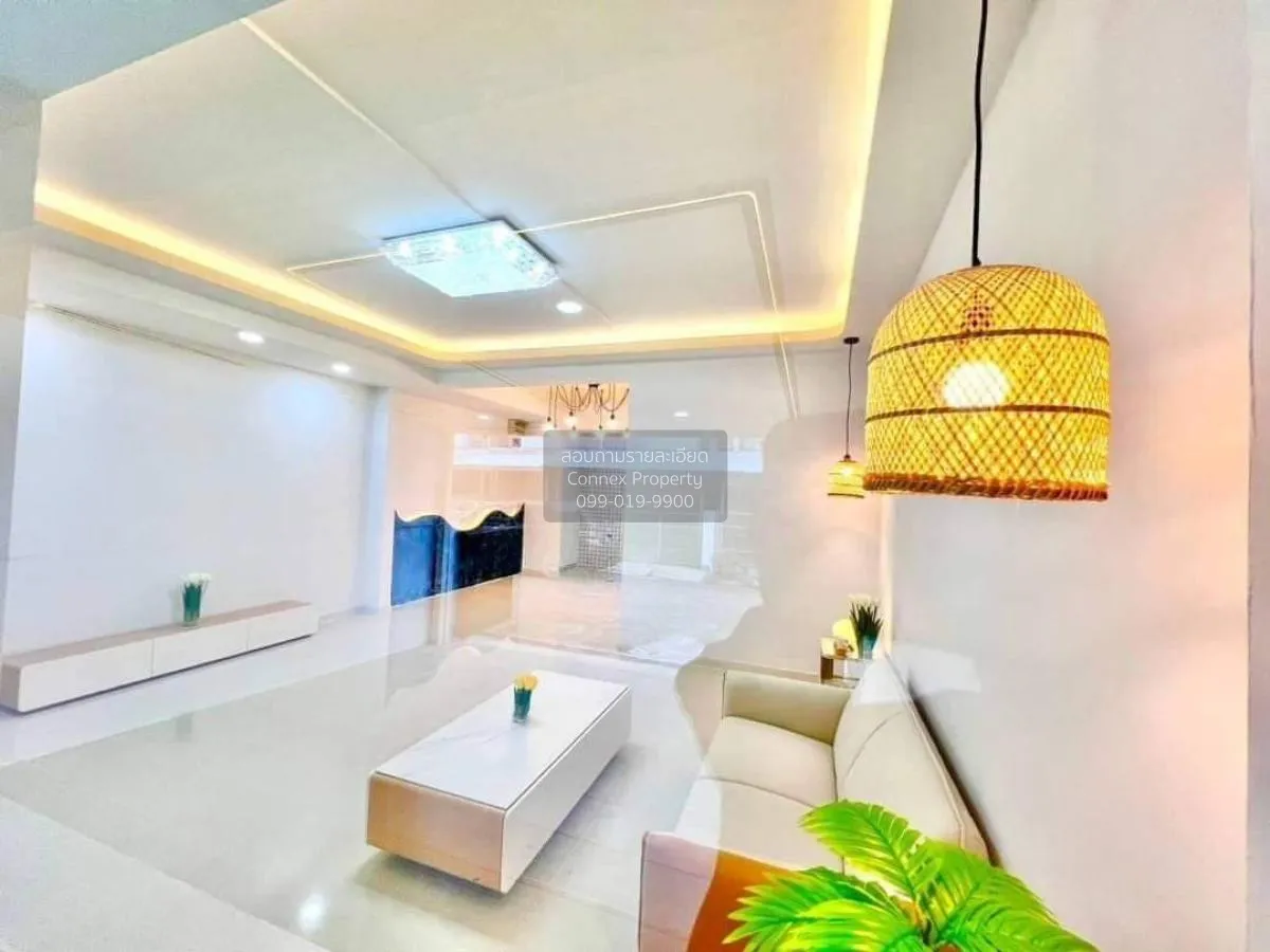 For Sale Townhouse/Townhome  , Indy Bangna Km.26 , newly renovate