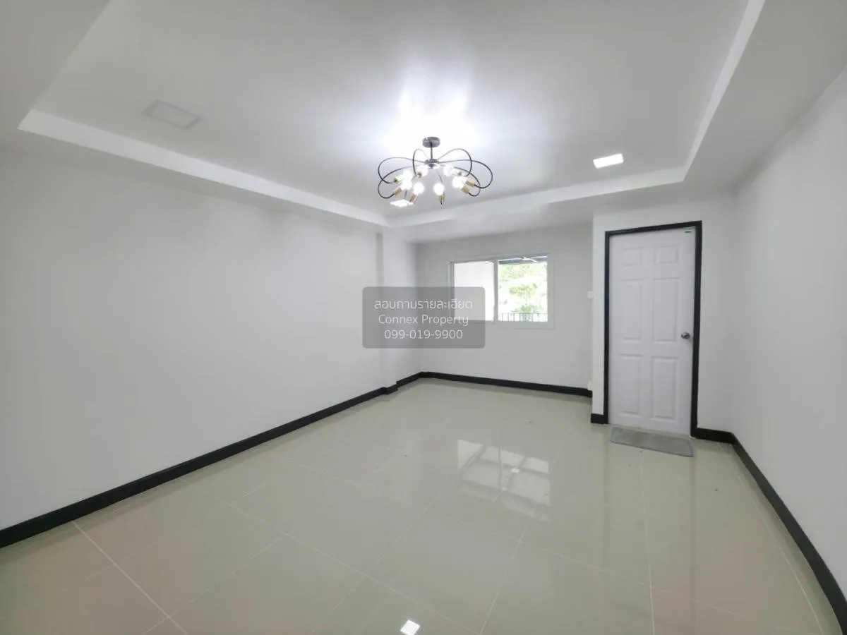 For Sale Townhouse/Townhome  , Muang Thong Thani Project 4 , newl