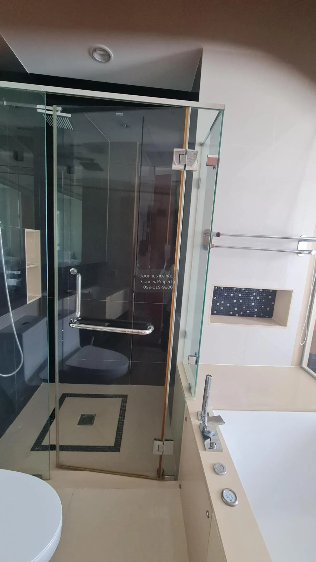 เช่าคอนโด  ดิ แอดเดรส สุขุมวิท 28 BTS-พร้อมพงษ์ คลองตัน เขต คลองเ