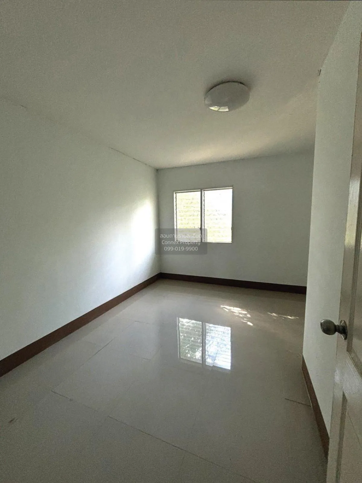 For Sale 3-storey commercial building Ban Kham Hai Khon Kaen Prov