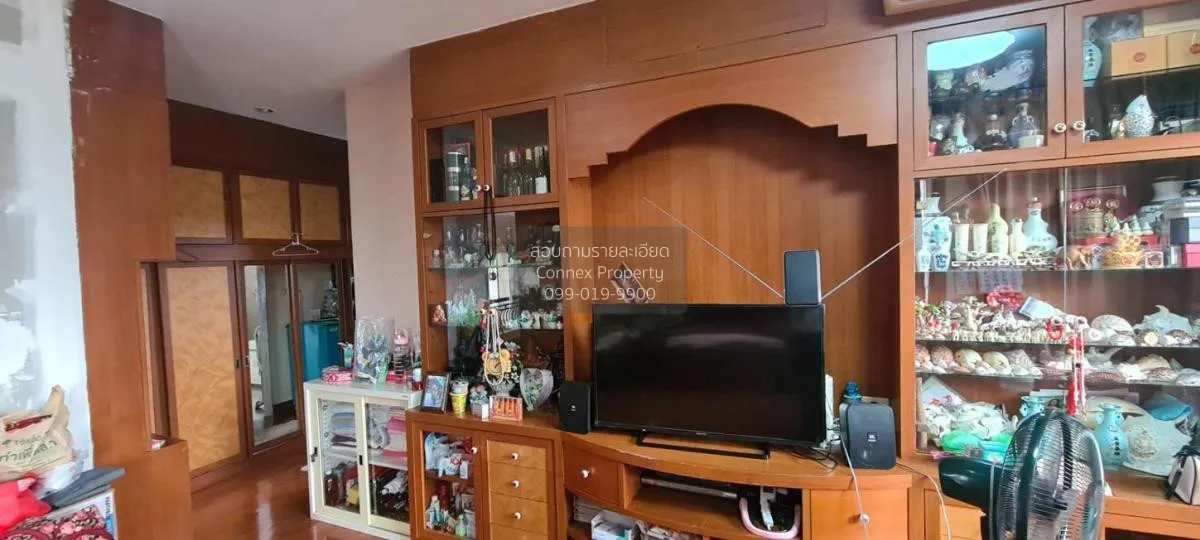 ขายทาวน์เฮ้าส์/ทาวน์โฮม  หมู่บ้าน ทรัพย์สมบูรณ์ ประชาอุทิศ 74/1 ท