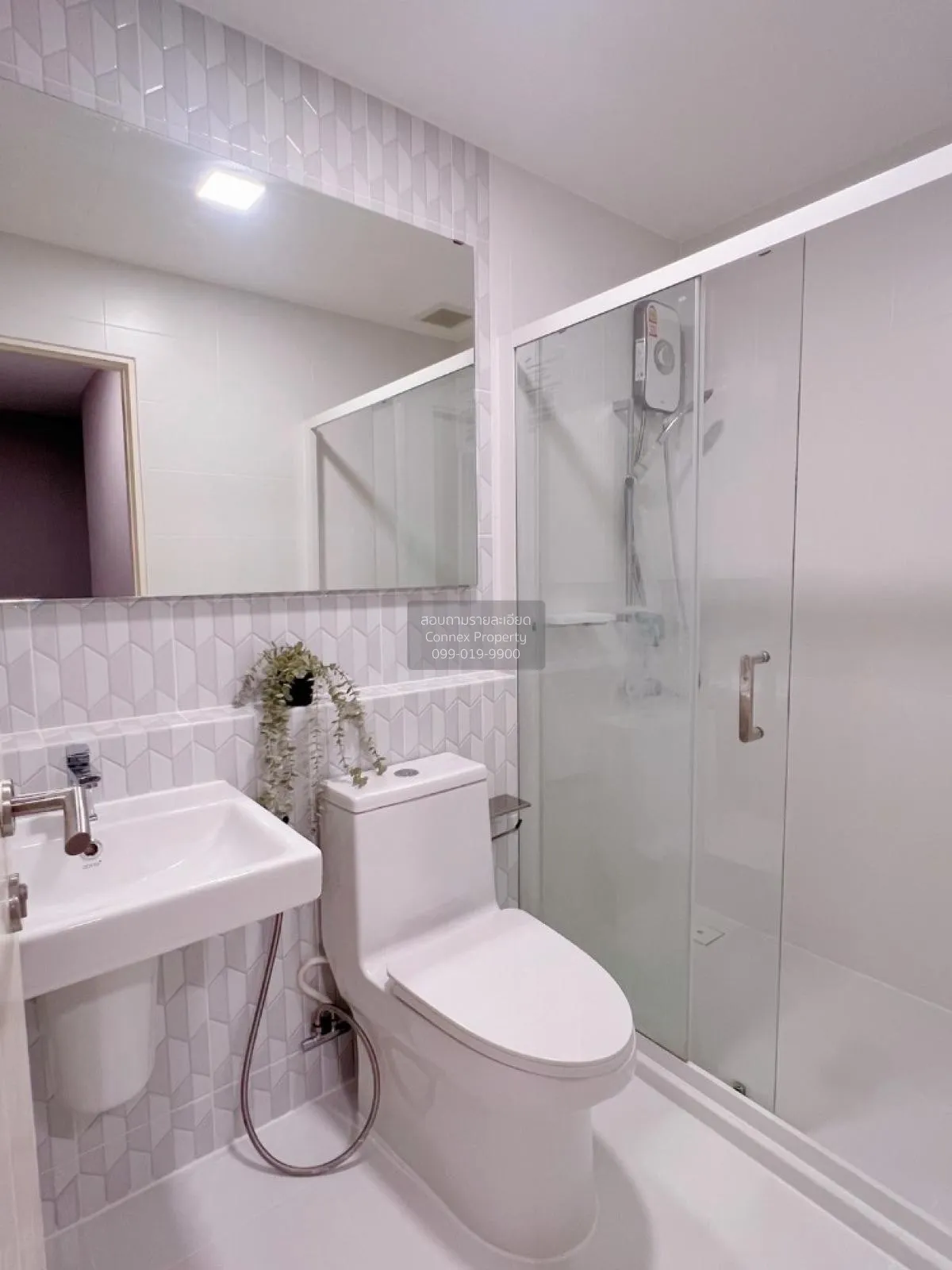 เช่าทาวน์เฮ้าส์/ทาวน์โฮม  อินดี้ 5 บางนา กม.7 บางแก้ว บางพลี สมุท