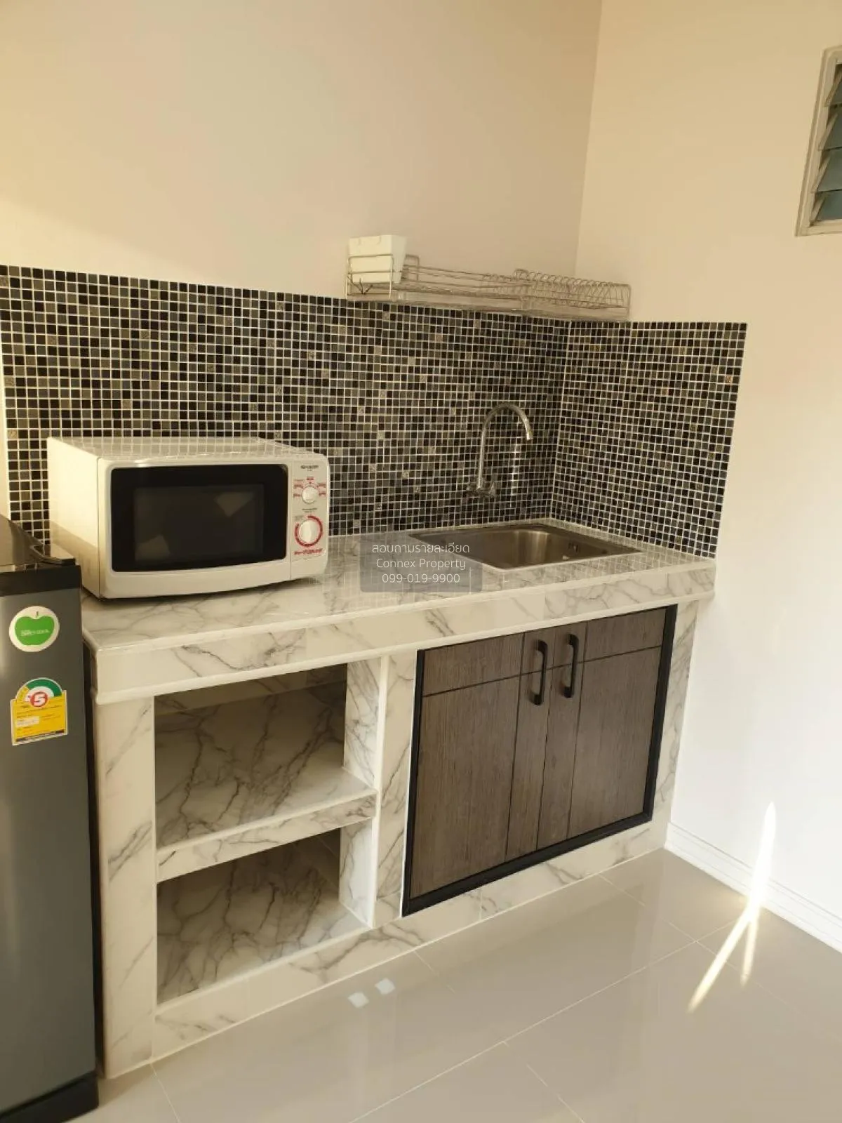 เช่าคอนโด  ลุมพินี คอนโดทาวน์ บดินทรเดชา-รามคำแหง วังทองหลาง เขต  2