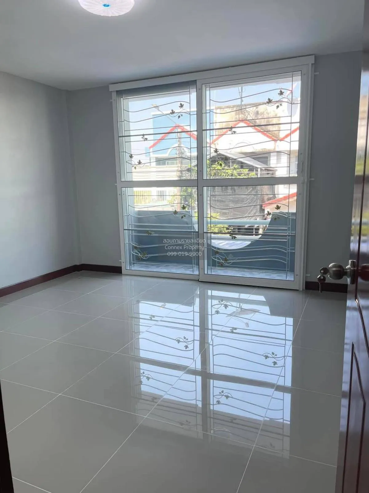 For Sale Townhouse/Townhome  , Amarin Niwet 3 Plan 4 , newly reno