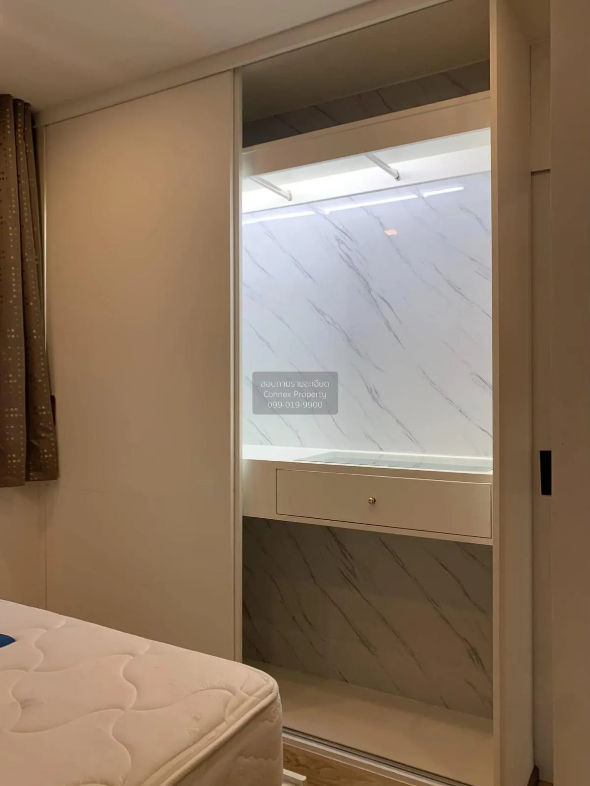 For Rent Condo , LUMPINI PLACE NARATHIWAT 24 , BTS-Chong Nonsi , 