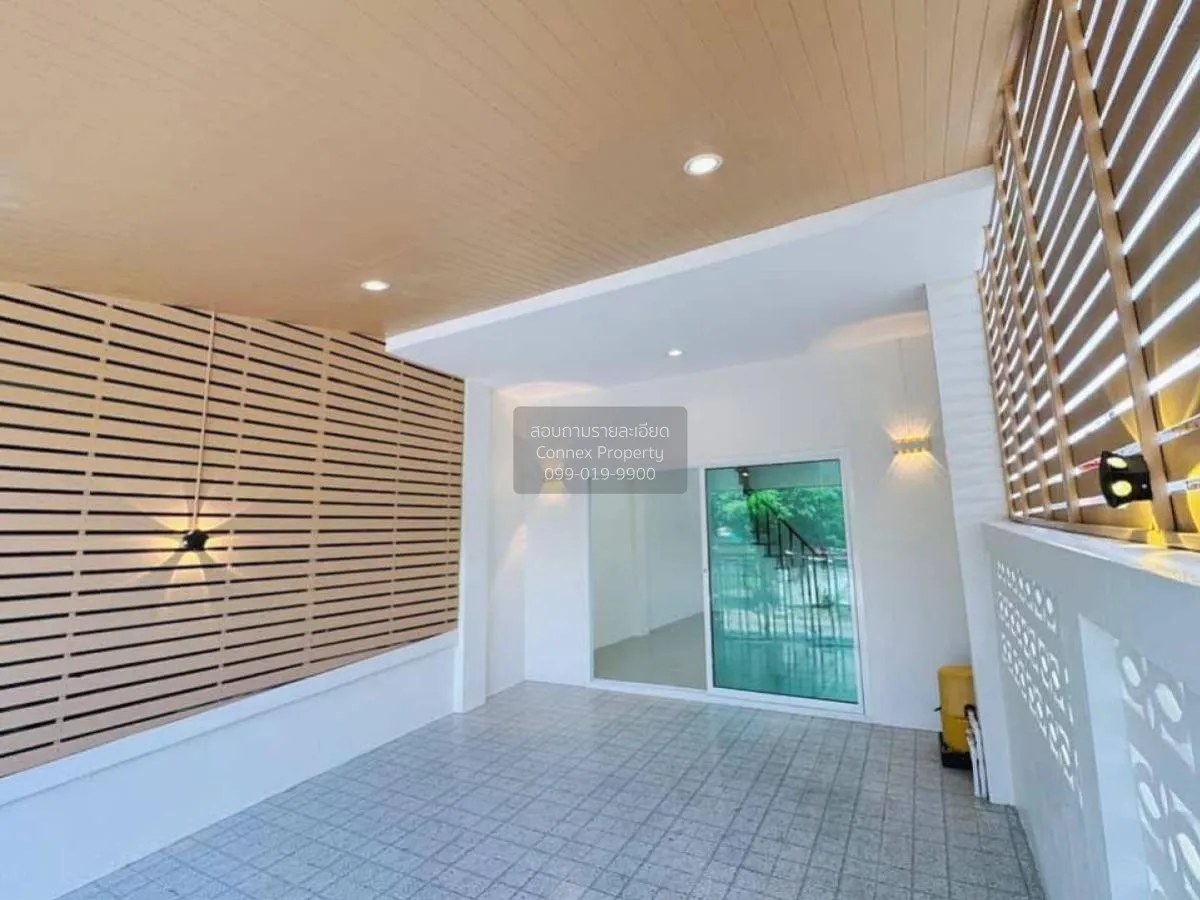 ขายทาวน์เฮ้าส์/ทาวน์โฮม  บ้านรุ่งนภา 1 เศรษฐกิจ 39 ห้องมุม รีโนเว 2