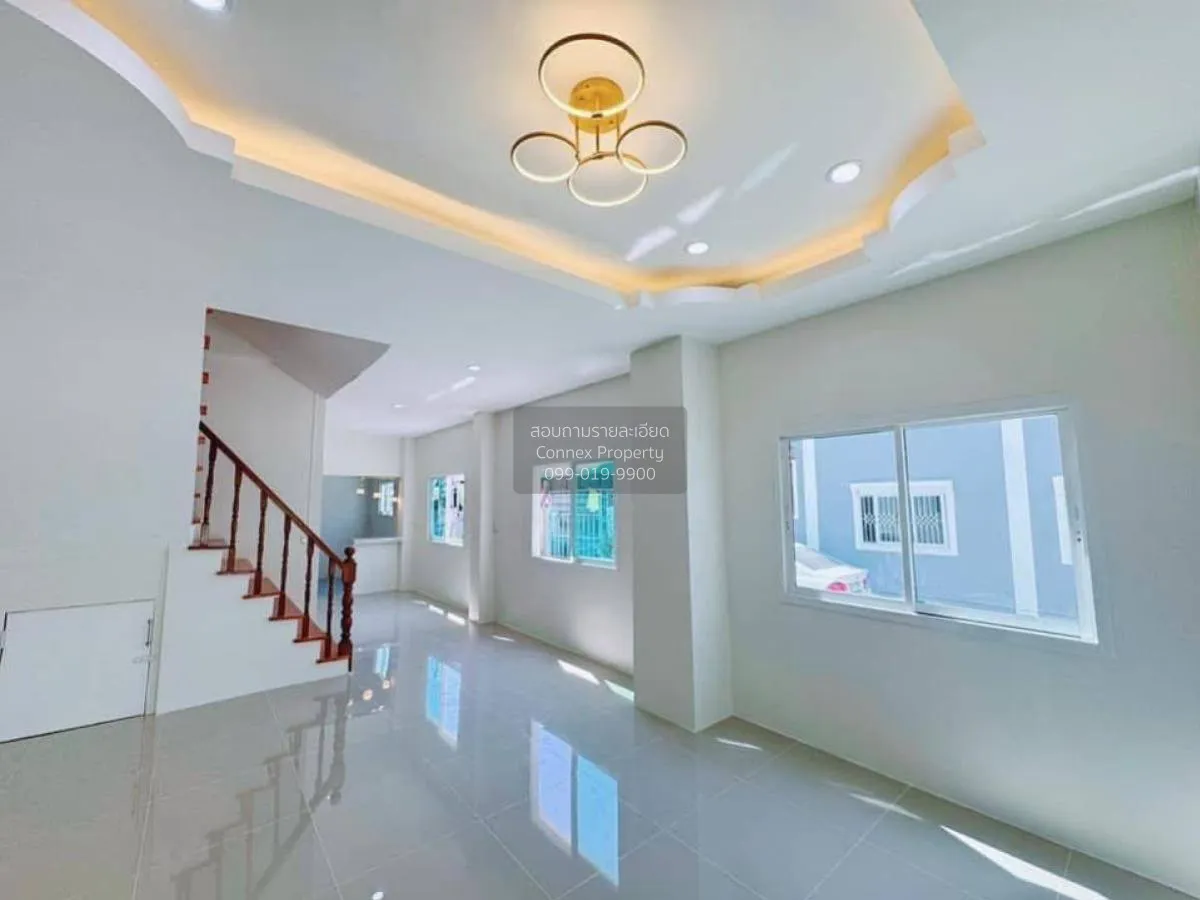 ขายทาวน์เฮ้าส์/ทาวน์โฮม  บ้านรุ่งนภา 1 เศรษฐกิจ 39 ห้องมุม รีโนเว 3