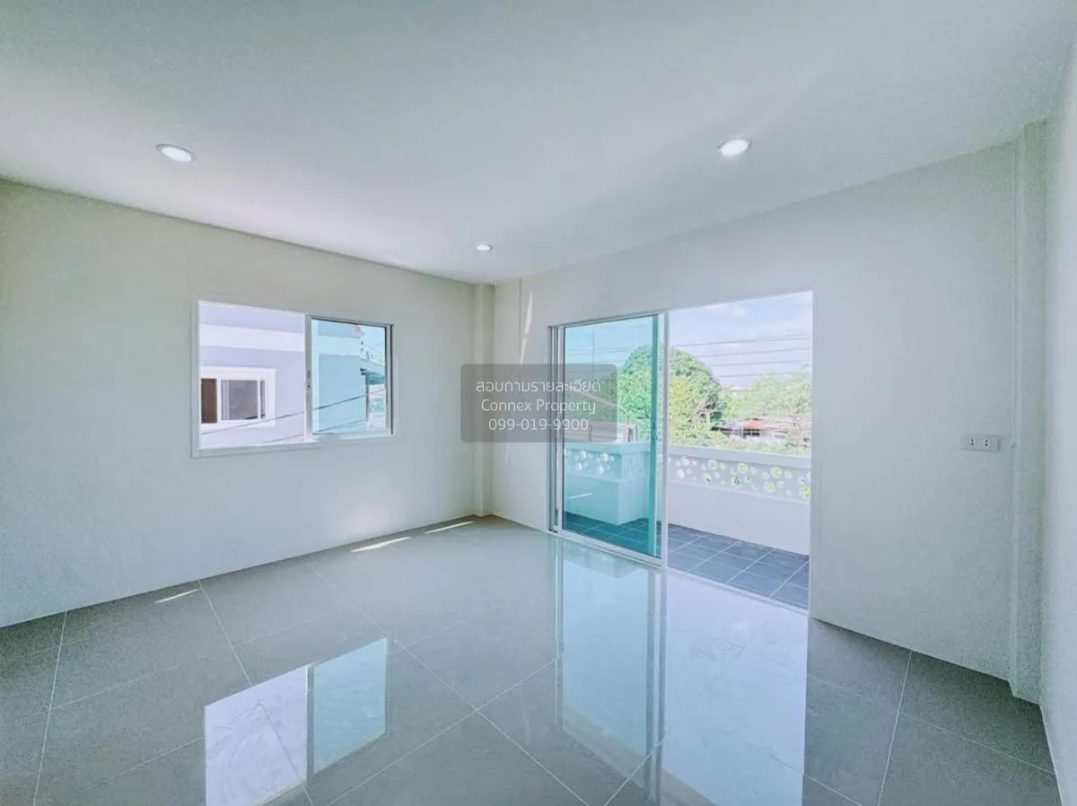 ขายทาวน์เฮ้าส์/ทาวน์โฮม  บ้านรุ่งนภา 1 เศรษฐกิจ 39 ห้องมุม รีโนเว 4