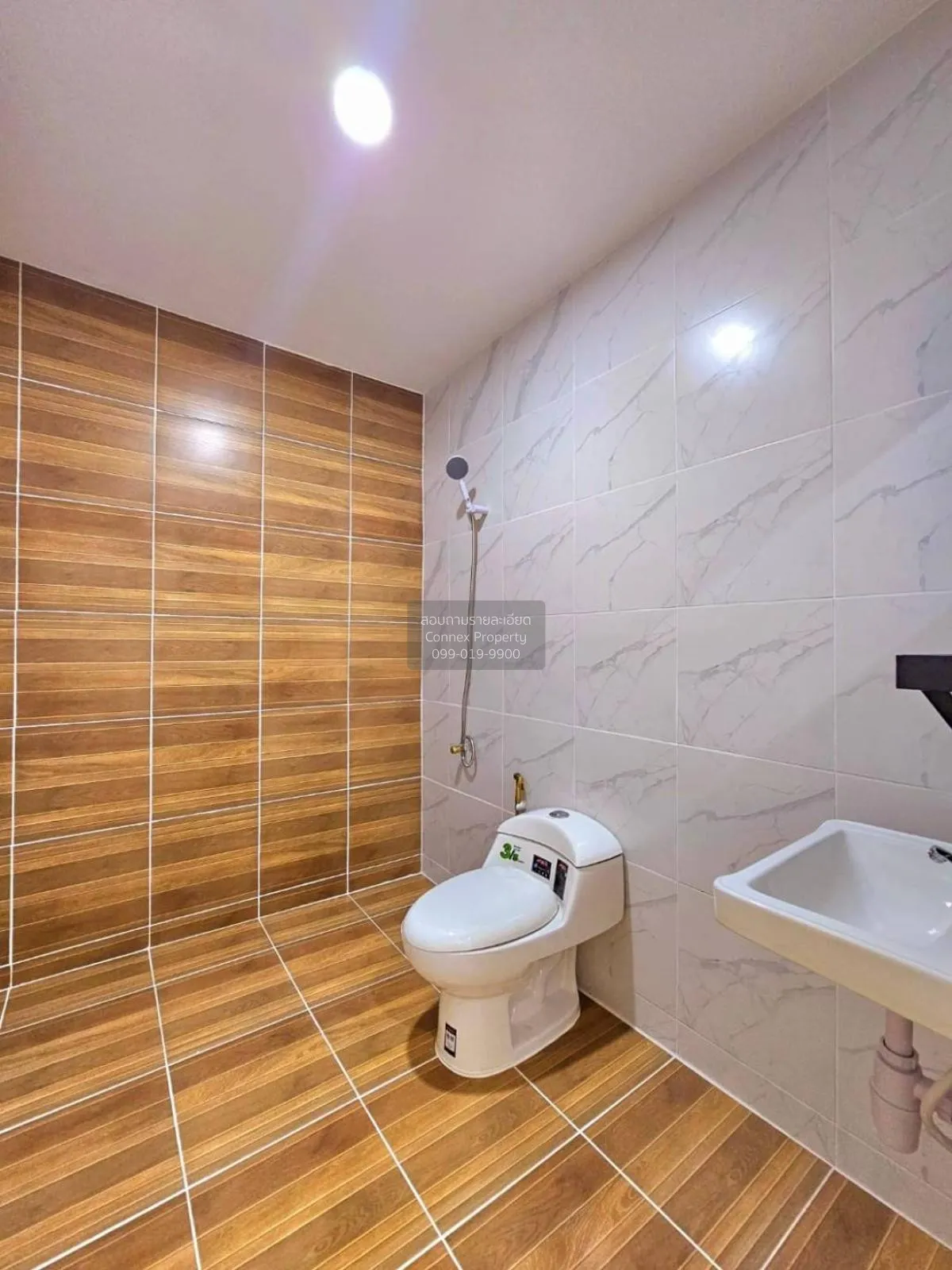 ขายทาวน์เฮ้าส์/ทาวน์โฮม  บ้านธารถวิล ซอยวัดพระเงิน รีโนเวทใหม่ บา