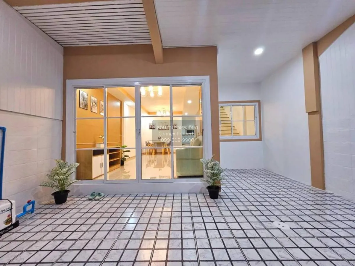 ขายทาวน์เฮ้าส์/ทาวน์โฮม  บ้านธารถวิล ซอยวัดพระเงิน รีโนเวทใหม่ บา 3