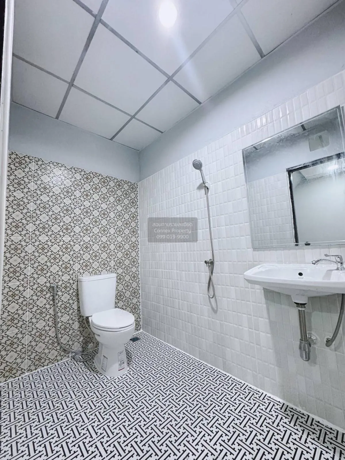 ขายทาวน์เฮ้าส์/ทาวน์โฮม  หมู่บ้าน นิสา รีโนเวทใหม่ หนองแขม เขต หน