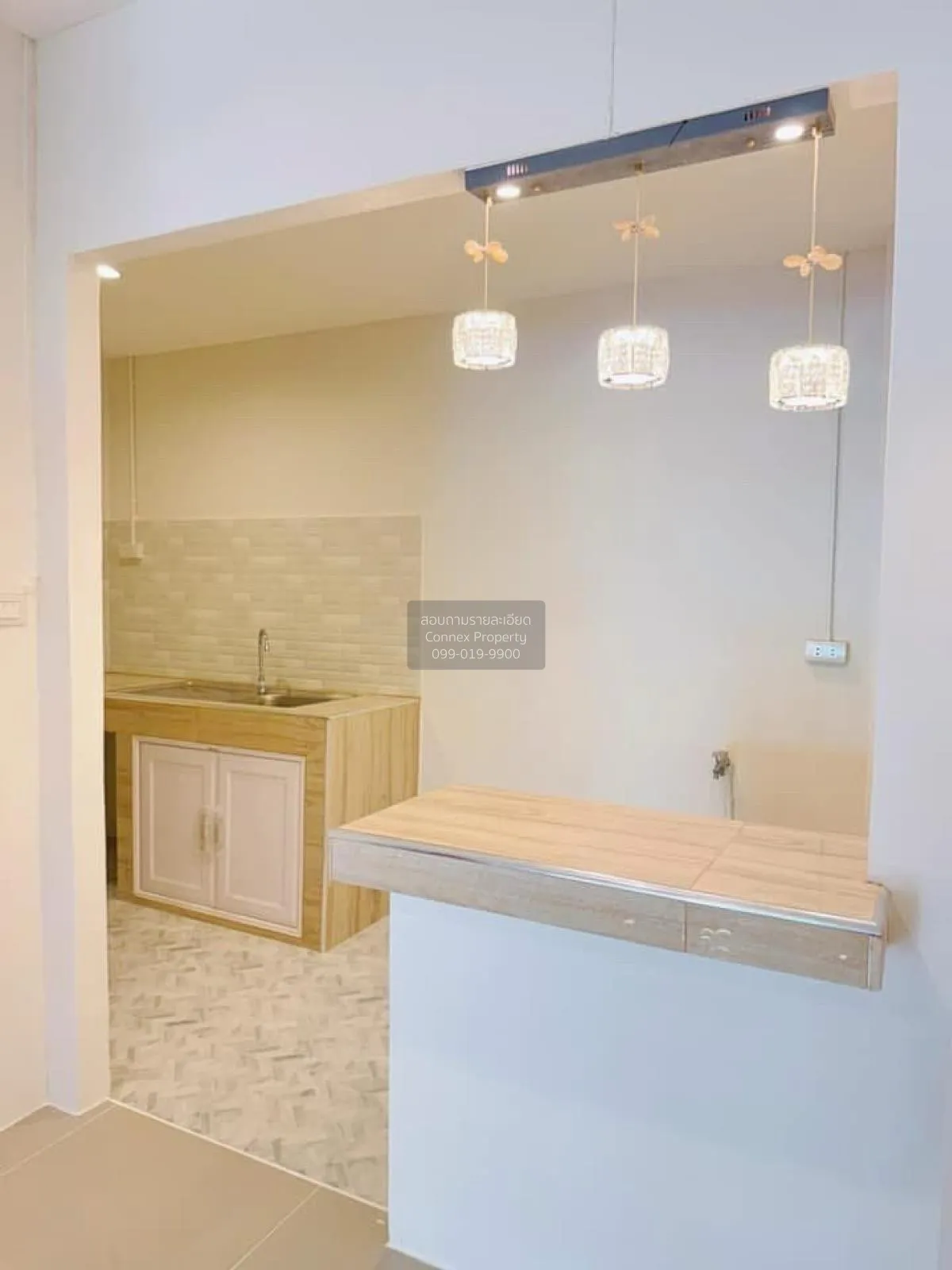 For Sale Townhouse/Townhome  , Phong Sirichai 1 , newly renovated