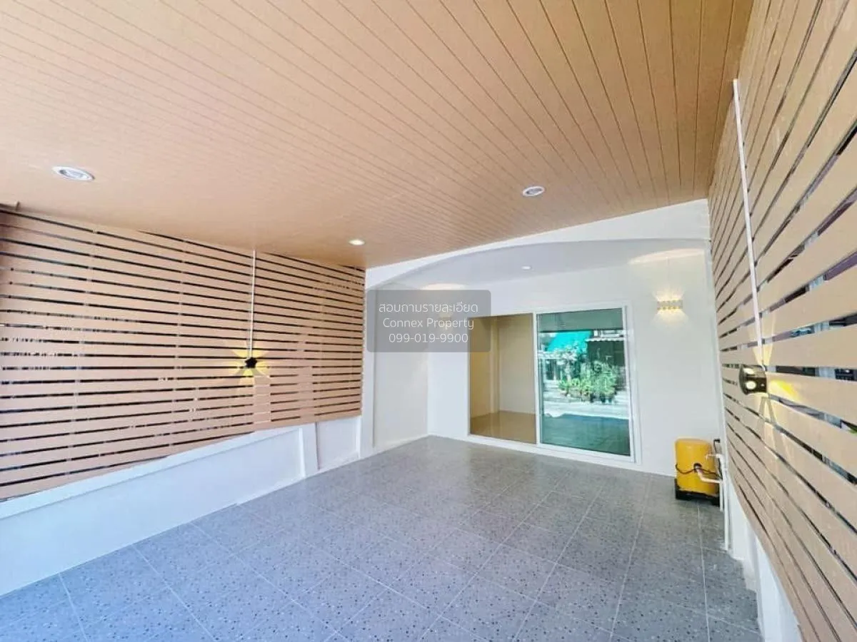 For Sale Townhouse/Townhome  , Phong Sirichai 1 , newly renovated