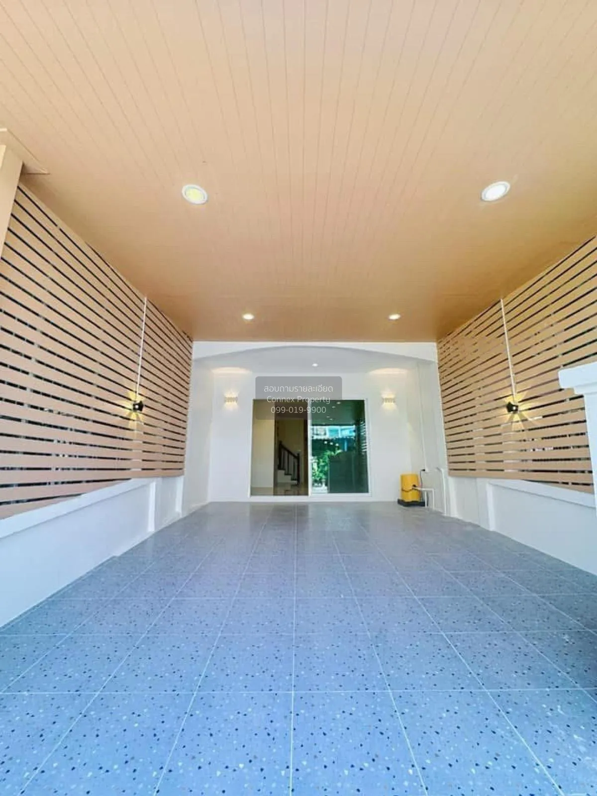 For Sale Townhouse/Townhome  , Phong Sirichai 1 , newly renovated 2