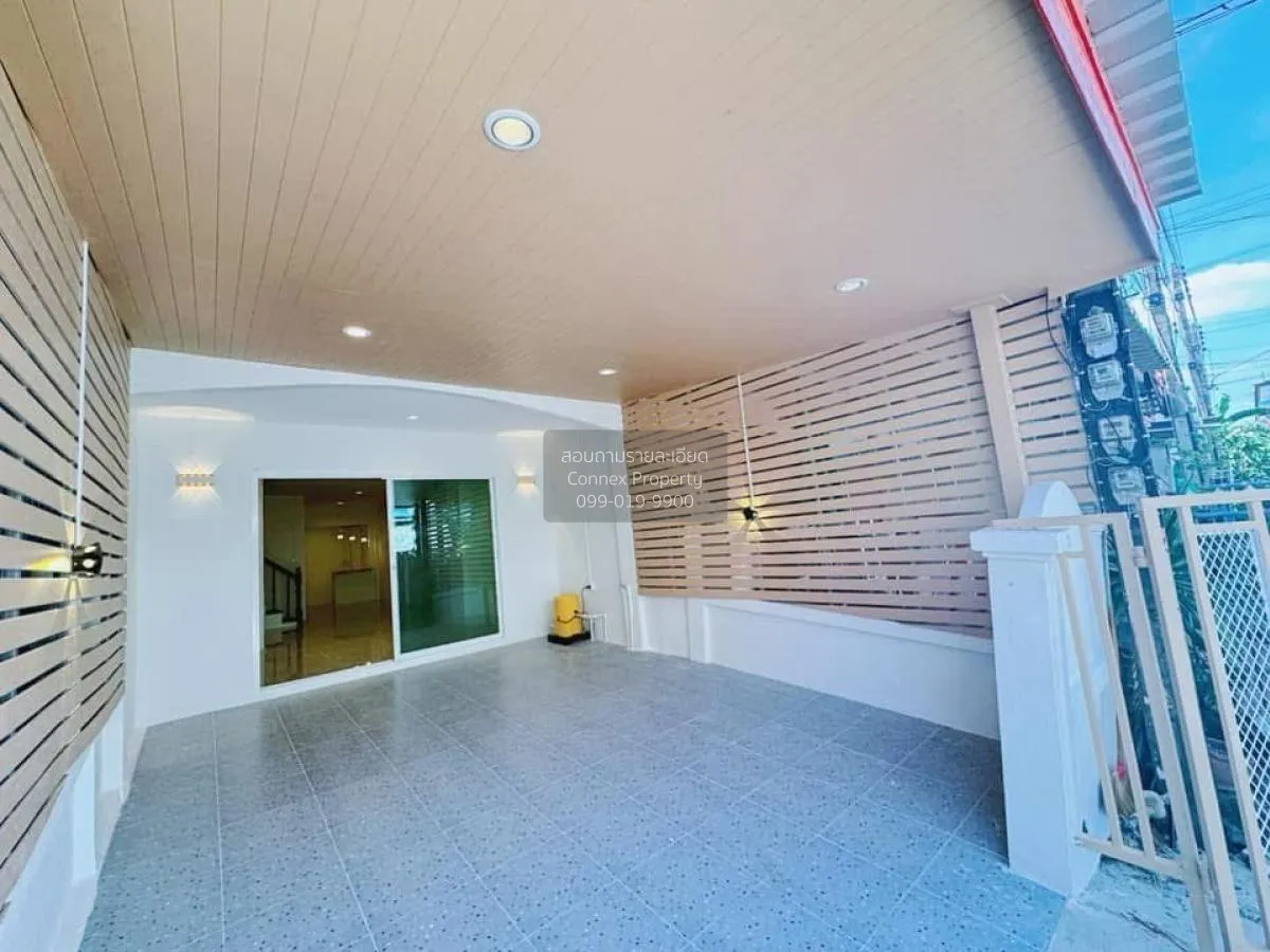 For Sale Townhouse/Townhome  , Phong Sirichai 1 , newly renovated 3