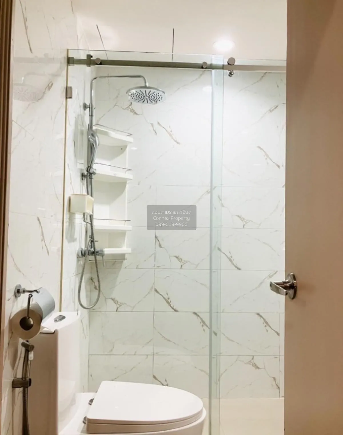 เช่าคอนโด  สาธร การ์เด้นส์ MRT-ลุมพินี ทุ่งมหาเมฆ เขต สาทร กรุงเท