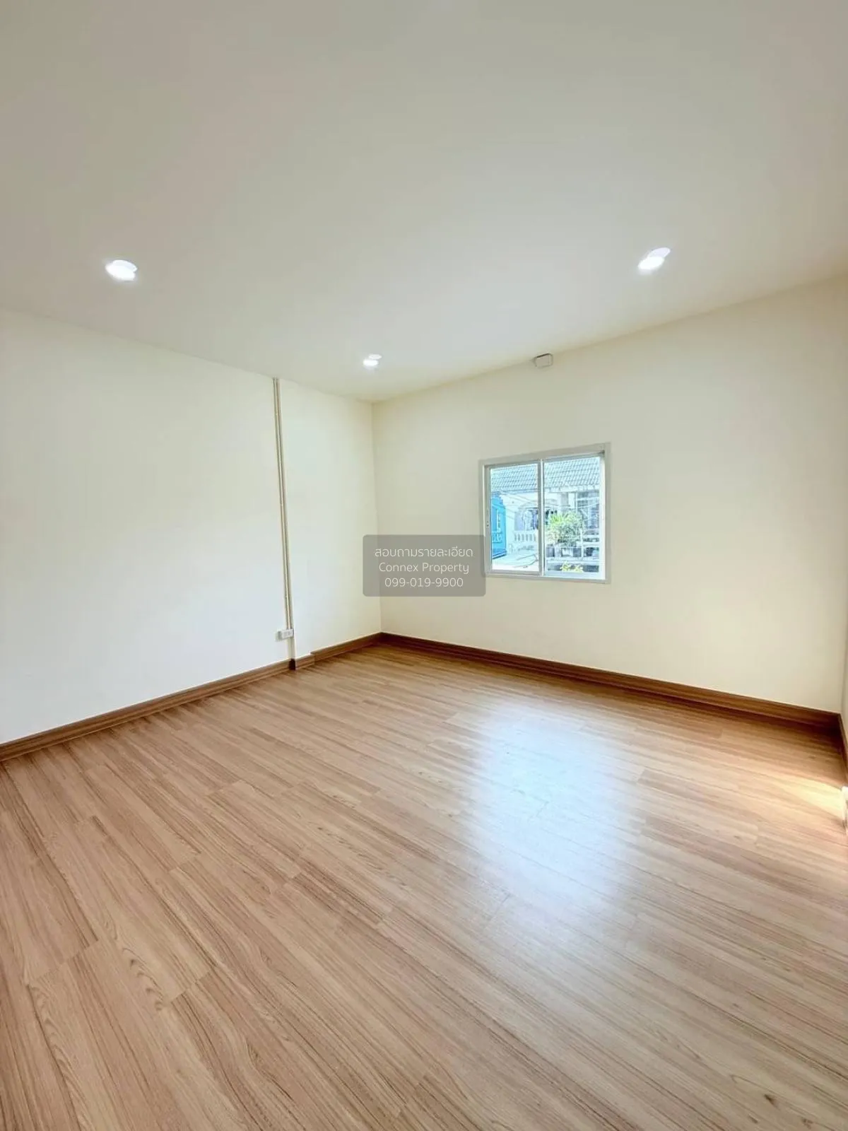 ขายทาวน์เฮ้าส์/ทาวน์โฮม  หมู่บ้านอัญชลี รีโนเวทใหม่ ท่าทราย เมือง