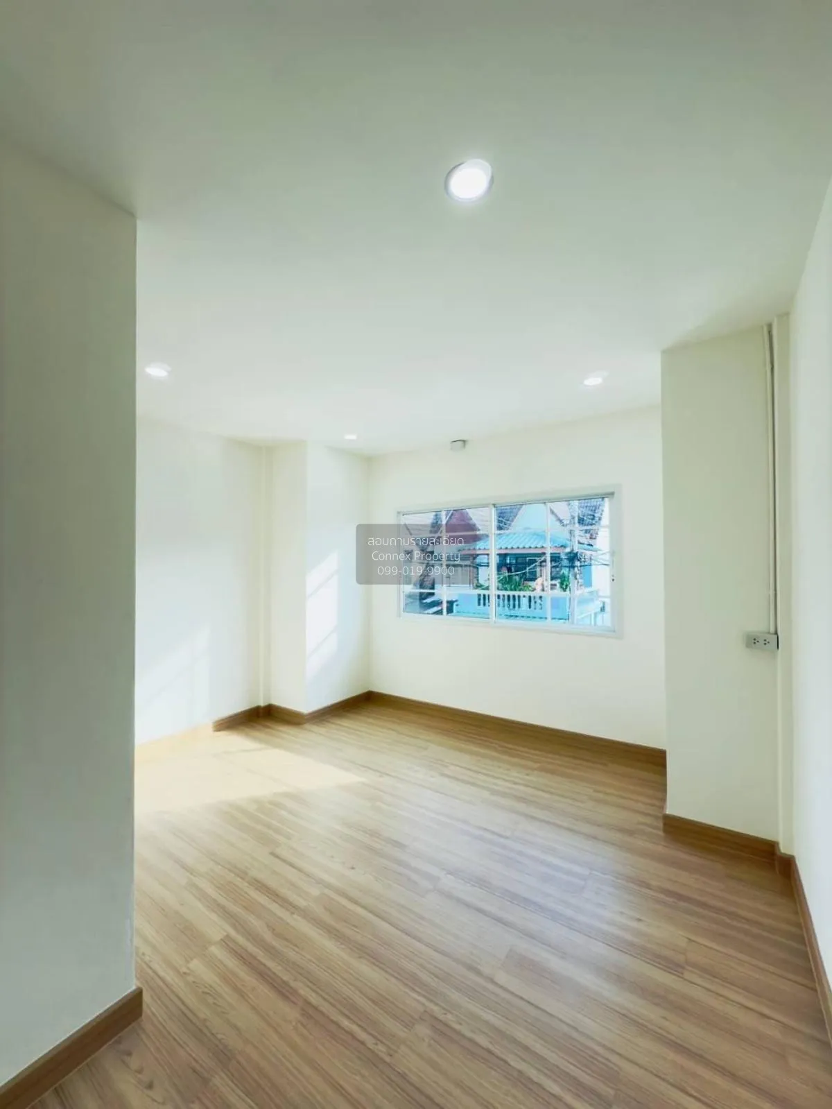 ขายทาวน์เฮ้าส์/ทาวน์โฮม  บ้านปาริฉัตร บางเลน รีโนเวทใหม่ บางเลน บ