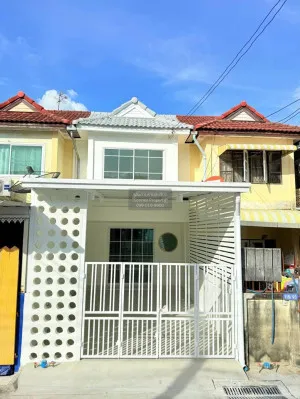 ขายทาวน์เฮ้าส์/ทาวน์โฮม  บ้านปาริฉัตร บางเลน รีโนเวทใหม่ บางเลน บางใหญ่ นนทบุรี CX-114788