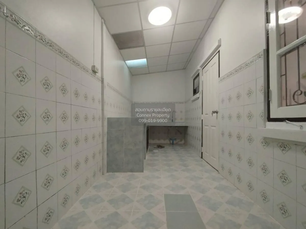 For Sale Townhouse/Townhome  , Baan Pruksa 27 Onnut - Ladkrabang 