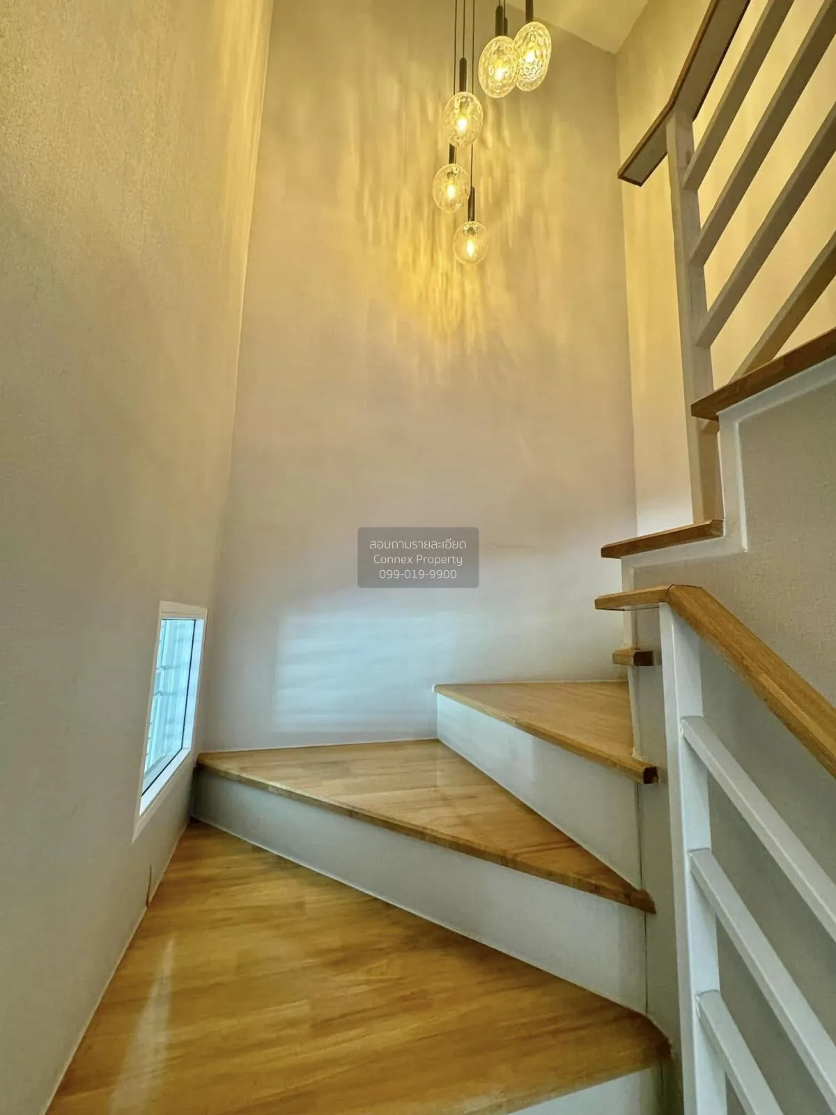 ขายทาวน์เฮ้าส์/ทาวน์โฮม  โกลเด้น ทาวน์ บางนา-สวนหลวง ดอกไม้ เขต ป