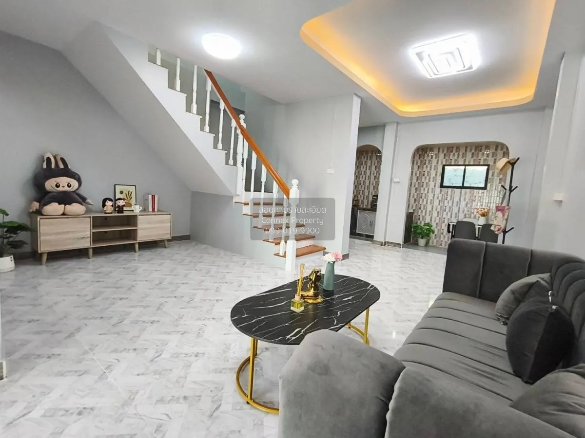 For Sale Townhouse/Townhome  , Amonsub Leabwari , newly renovated