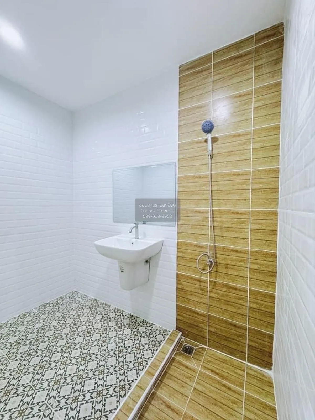 For Sale Townhouse/Townhome  , Pongsirichai 2 , newly renovated ,