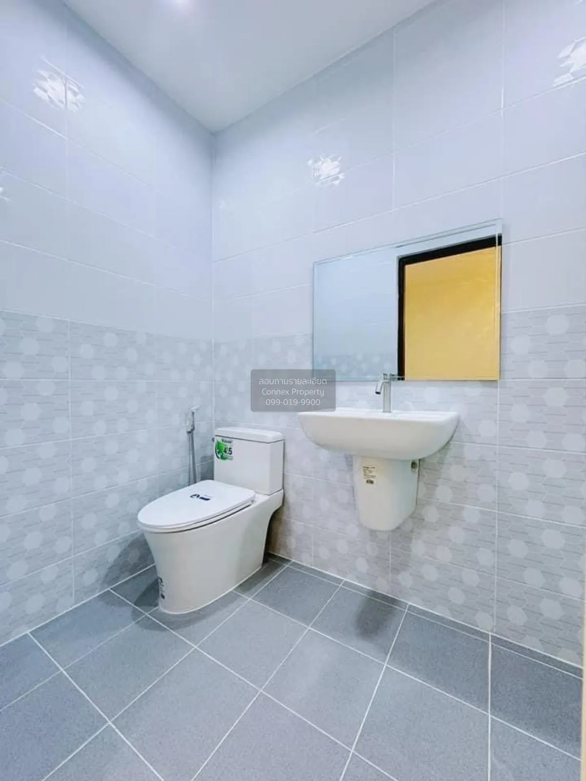 For Sale Townhouse/Townhome  , Pongsirichai 2 , newly renovated ,