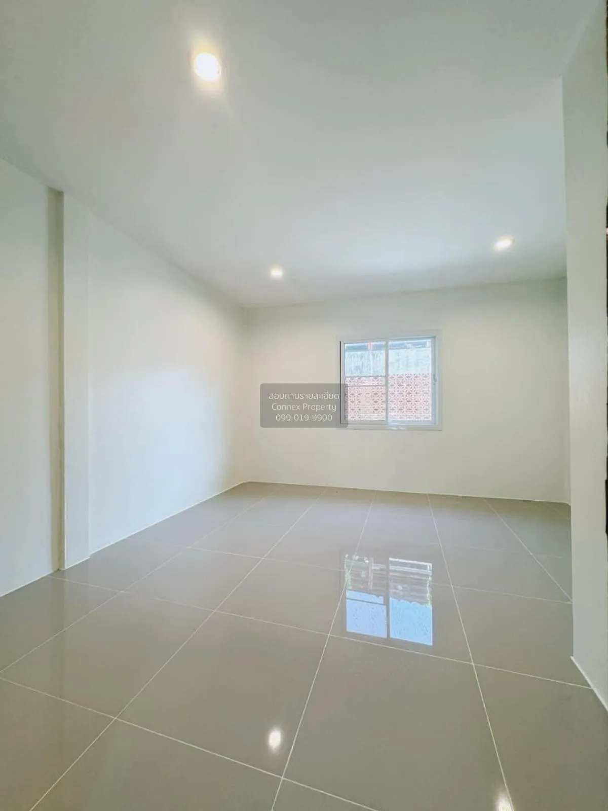 For Sale Townhouse/Townhome  , Pongsirichai 2 , newly renovated ,