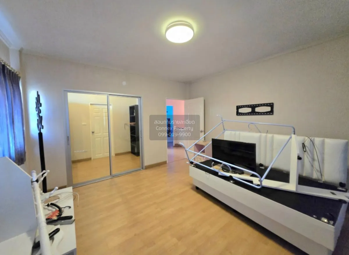 For Sale House , Supalai Ville Wongwaen - Rattanathibet , corner 