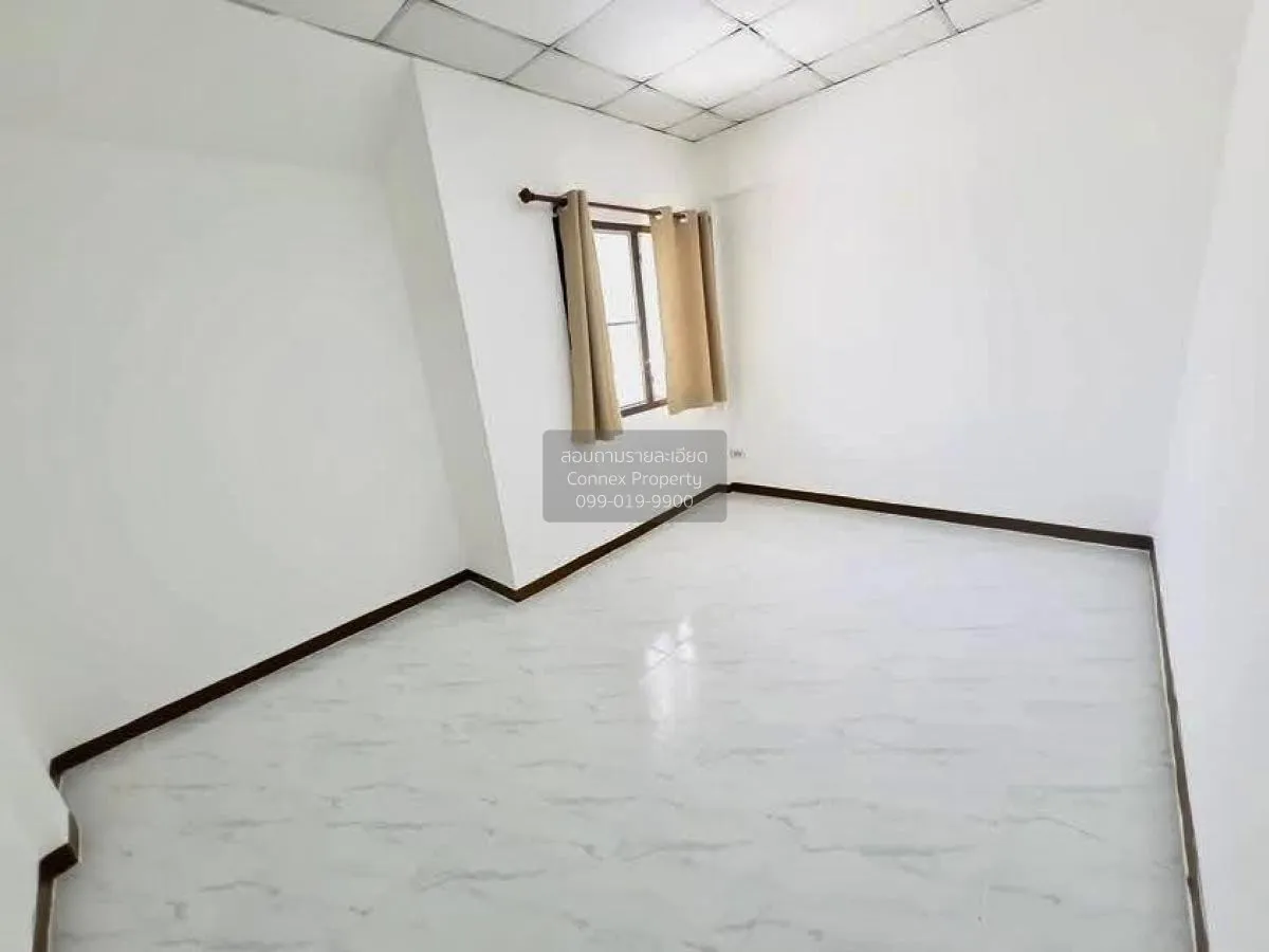 For Sale Townhouse/Townhome  , Baan Eua-Athorn Yuwitthaya 12 , Kr