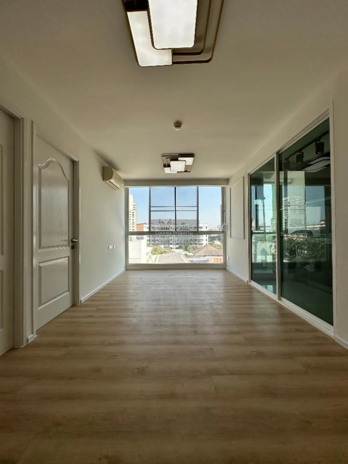 For Sale Condo , Chateau In Town Phaholyothin 11 , BTS-Ari , Sam  1